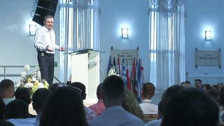 Пилип Савочка - Чому люди йдуть з церкви