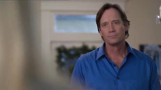 Ангел по соседству (2012)