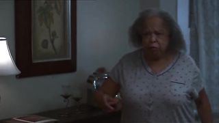 Ангел по соседству (2012)