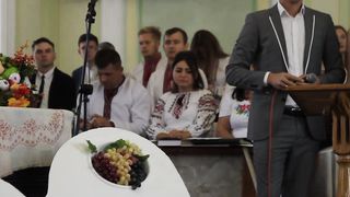 И в праздник жатвы славу Богу воздай