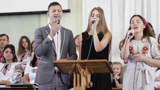 И в праздник жатвы славу Богу воздай