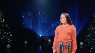 Бэкки и Юлия Базан - Чудным светом