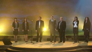 Радость - В тёмном небе над пещерой