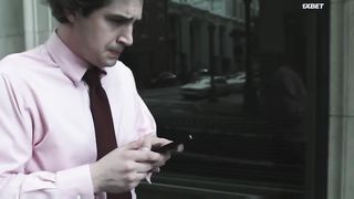 За пять кварталов отсюда (2017)