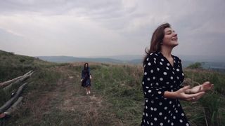 Элани Москалу и Элани Бойчук - Жизнь как роза