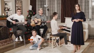 Blessed Band - Он родился