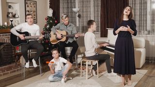 Blessed Band - Он родился