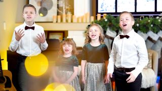 Nyukeyev Family - Поют Небеса