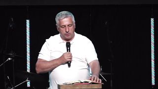 Василий Евчик - Искал у них человека