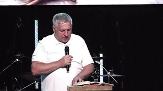 Василий Евчик - Искал у них человека