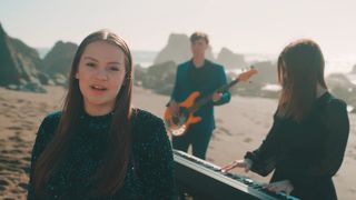 Вероника & Ванесса Андрощук - Я не убоюсь