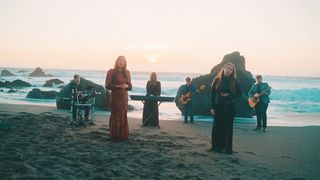 Вероника & Ванесса Андрощук - Я не убоюсь