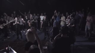 M.Worship - Двигайся В Нас