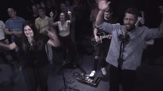 M.Worship - Двигайся В Нас