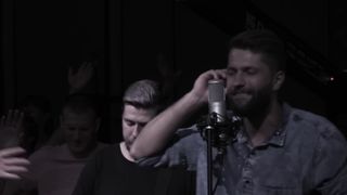 M.Worship - Двигайся В Нас