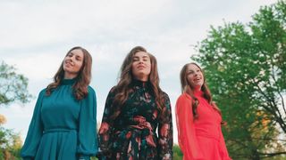 Илона, Юля и Алина Галушкины - Господи