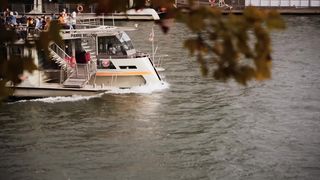 Марин и Марина Севастиян - Любовь приходит тихо