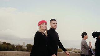 Марин и Марина Севастиян - Любовь приходит тихо