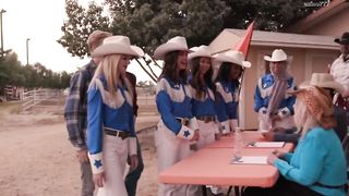 История ковбойши (2017)