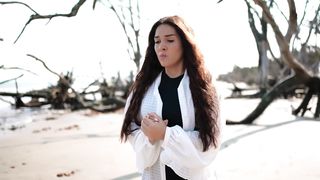 Дарина Кочанжи - Навколо Горить Вогонь