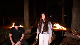 Дарина Кочанжи - Навколо Горить Вогонь