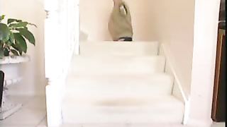 No arms No legs No worries -- Nick Vujicic