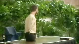 No arms No legs No worries -- Nick Vujicic