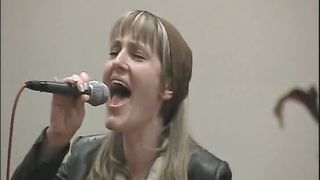 ВИКТОРИЯ И ЕЛЕНА ДЗОНИ - Догорала свеча