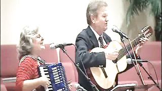 ПОПОВИЧІ ІВАН І РОЗІТА - Співай моє серце