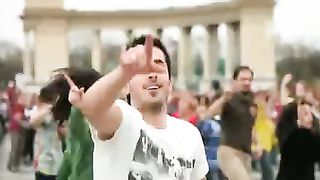 Флеш моб на главной площади «Церковь Веры» Будапешт