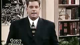 Божьи генералы – Эмми Симпл Макферсон