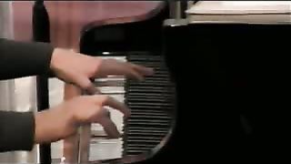 Ding-Dong (Hark how the bells)