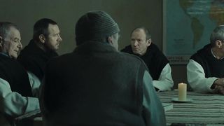О Богах и людях (2010)