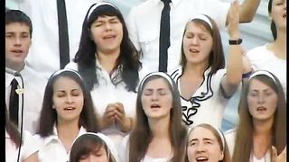 Совершенный Бог поклоняюсь я Малин