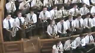 В часы тревог оркестр