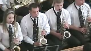 В часы тревог оркестр