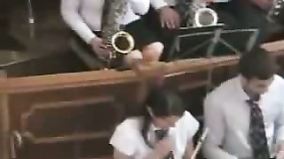 В часы тревог оркестр