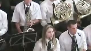 В часы тревог оркестр