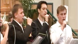 Лена Ковалева - песня с оркестром