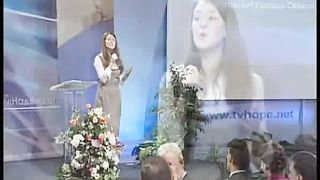 Елена Крупская - Ласково нежно Спаситель взывает