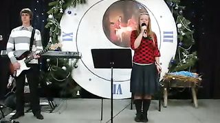 Юля Нюняева – Пророками предсказанный Малыш родился нам