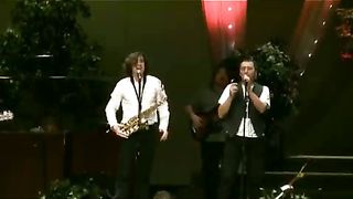 Спасение - Кораблик бумажный (Исполнение в разных церквях)