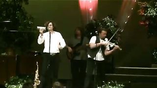 Спасение - Кораблик бумажный (Исполнение в разных церквях)