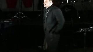 Геннадий Мохненко - Устоять в шторме