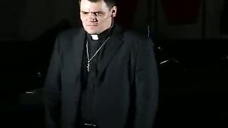 Геннадий Мохненко - Устоять в шторме